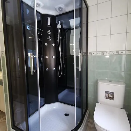 Suur - Posti Apartman *