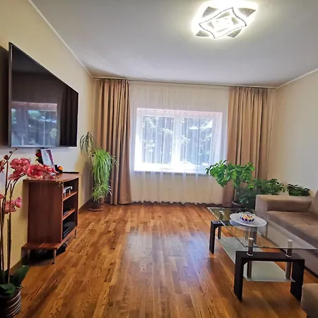 Suur - Posti Apartman Pärnu