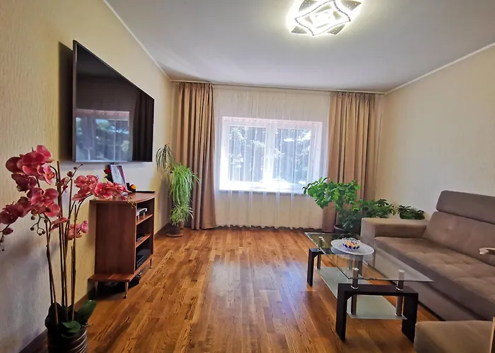 Suur - Posti Apartamento Pärnu